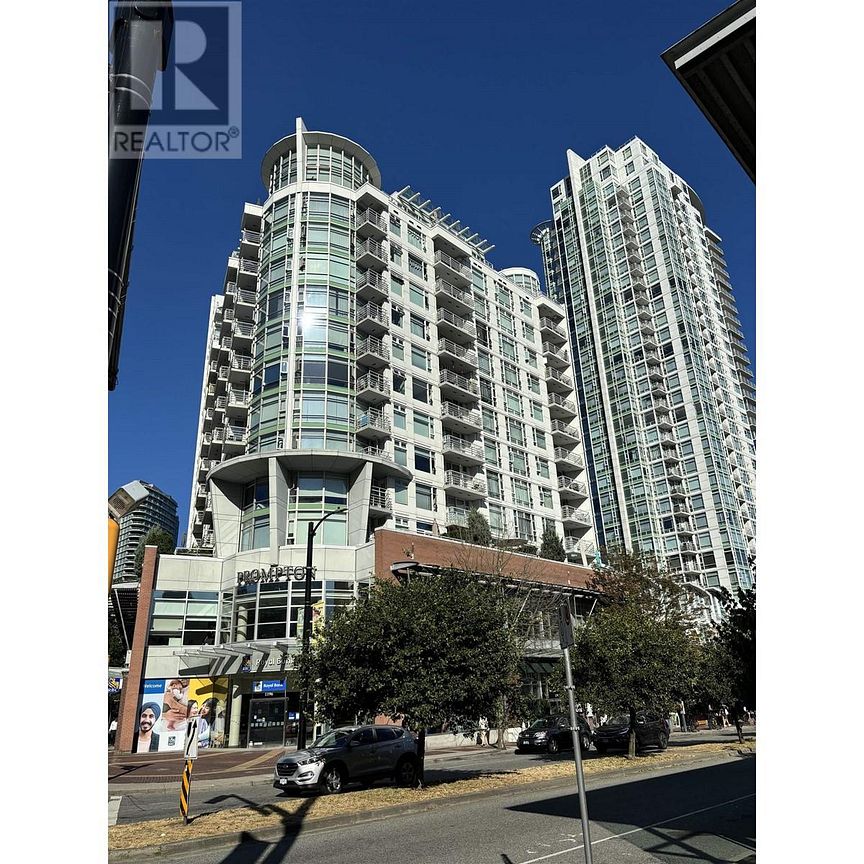 xx8 189 DAVIE STREET, Vancouver, British Columbia - Photo 1