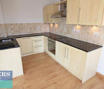 2 bedroom apartment to rent - Photo 2