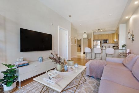 For Lease - 205 Bolton Street Unit# 212, Lower Town - Sandy Hill, Ontario - Photo 2