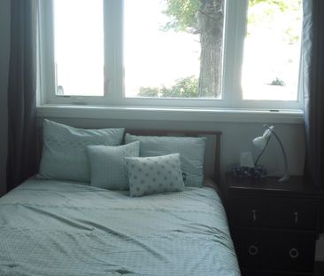 For Lease - 62 Sunnypoint Crescent Unit# Lower A, Toronto, Ontario - Photo 6