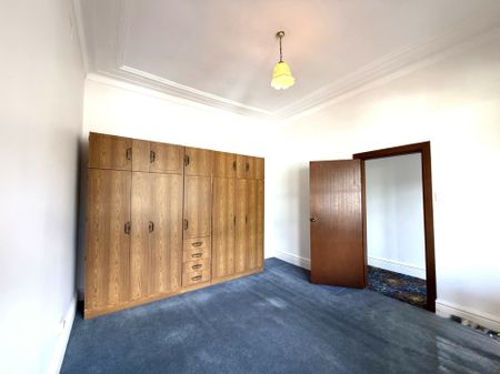 When Size & Location Matters - Photo 4