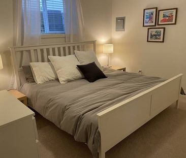 1 bedroom plus den fully furnished - Photo 1