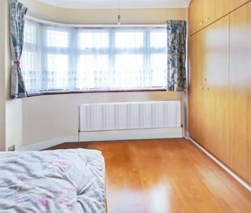 Cool Oak Lane, London, NW9 - Photo 3