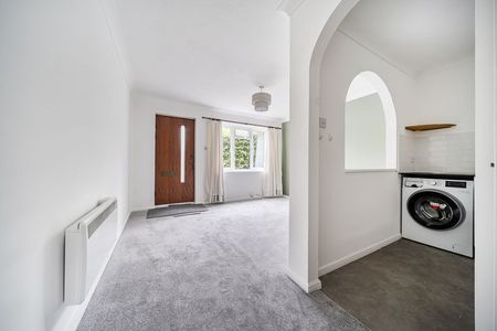 Abinger Way, Guildford - 1 bedroomProperty for lettings - Seymours - Photo 4