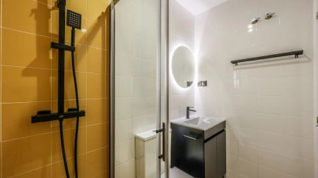 Room for rent in Valdemarín, Madrid - Foto 4