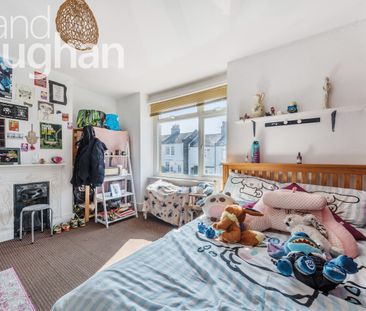 4 bedroom terraced house to rent - Photo 2