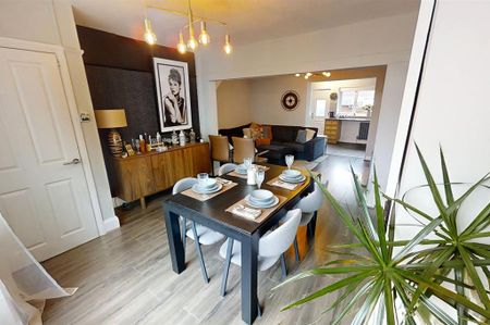 3 bedroom terraced house to rent - Photo 3