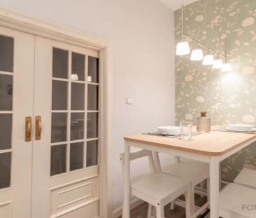 Rooms for women for rent in 5-bedroom apartment in Goya - Foto 1