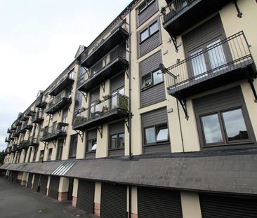 Flat to rent on - Photo 4