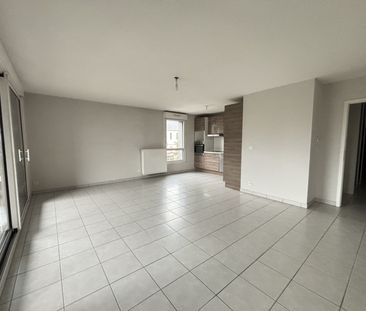 Appartement 3 pièce(s) 2 chambre(s) 72.25 m² - Photo 2