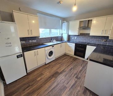 4a Innishargie Gardens, Bangor, BT19 1SN - Photo 6