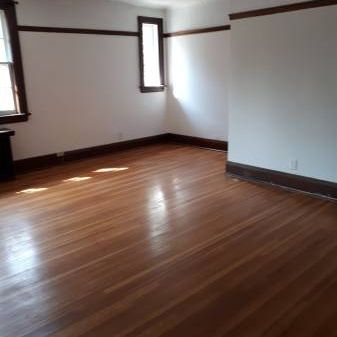 2 BDR LAWRENCE PARK NORTH - Photo 1