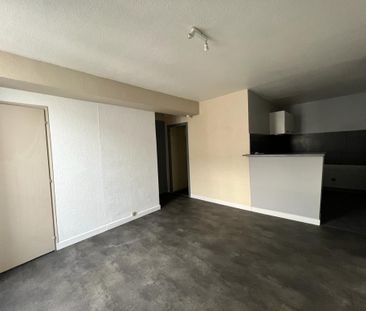 Location Appartement 2 pièces 33m² LA ROCHELLE 17000 - Photo 4