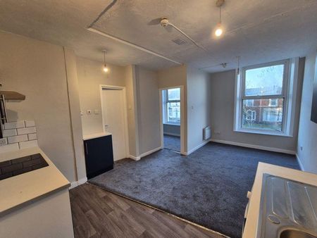 1 bedroom apartment to rent - Photo 4