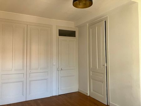 Appartement T2 A Louer - Lyon 7eme Arrondissement - 53.09 M2 - Photo 3