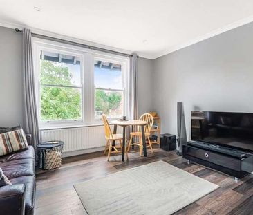 St Annes Court, Dukes Ride, Crowthorne, RG45 - Photo 1