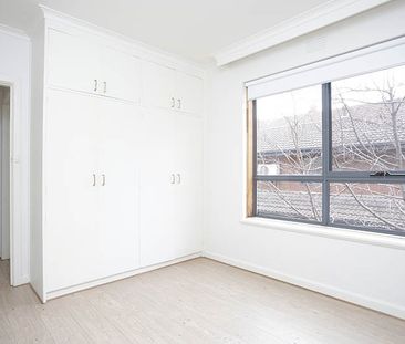 7/1A Irving Avenue, Prahran VIC 3181 - Photo 2