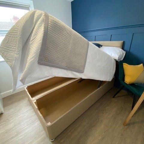 1 bedroom in a house share to rent - Photo 1