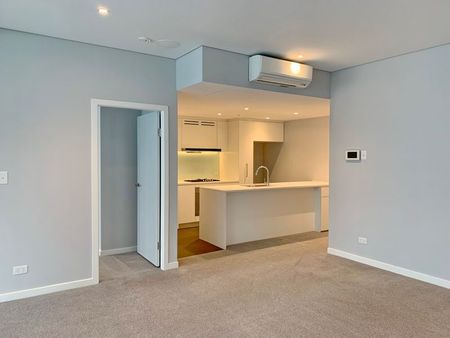 Wentworth Point 1Bedroom Apartment close to shopping center and transportation - Photo 5