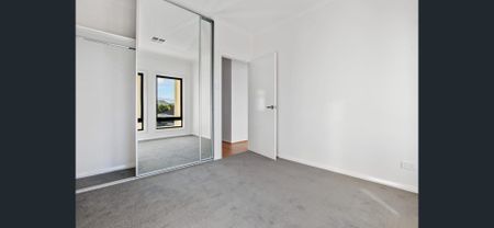 Spacious townhouse in Magill - Photo 5