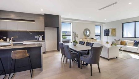 3 Bedroom Townhouse in Milford - Photo 4