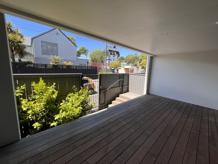 G02/1 Hewitts Road, Merivale - Photo 5
