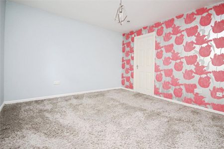 3 bedroom detached house to rent - Photo 5