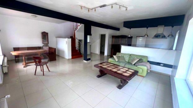 Casă de închiriat în Cetate, Alba Iulia – 4 camere, - Photo 1