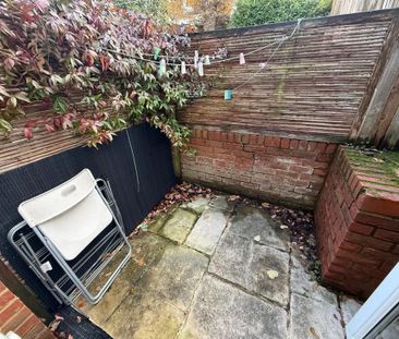 Studio to rent - Photo 6