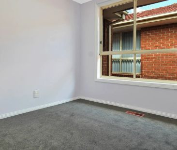Convenient Living in Noble Park - Photo 5