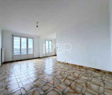 Location Appartement 4 pièces 75m² REIMS 51100 - Photo 4