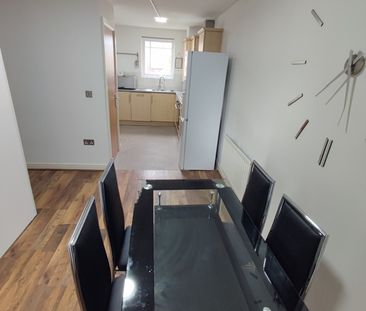 Room in a Shared Flat, Bold Street, M15 - Photo 1