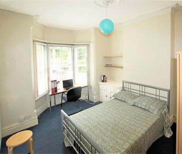 5 Bed House Near the University with Close Transport Links - Photo 6