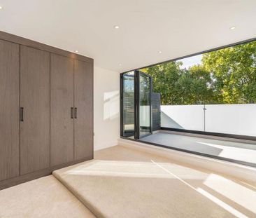 4 bedroom terraced house to rent - Photo 5