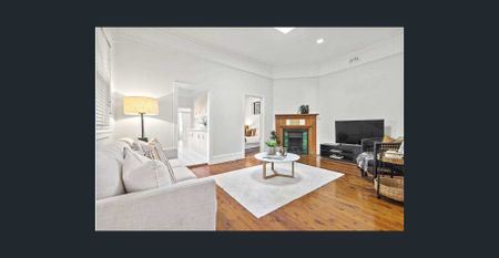 Charming Full-Brick Home in Prime Kingsford Location - Photo 5