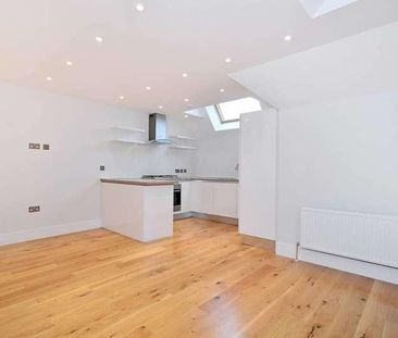 Alexandra Grove, North Finchley, N12 - Photo 3