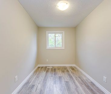 For Lease - 2369 Coldstream Drive, Burlington, Ontario - Photo 4