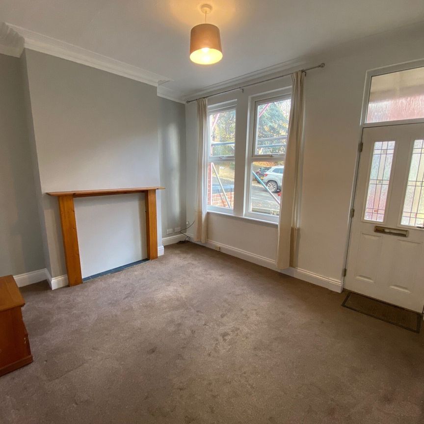 Greenwood Mount, Leeds - Photo 1