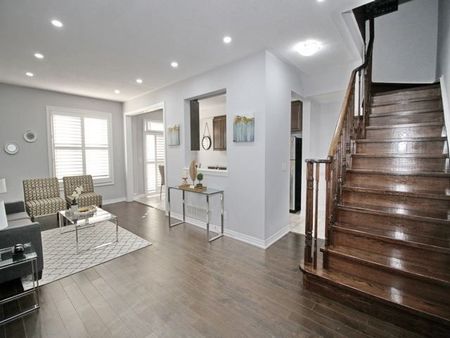 For Lease - 38 Whitmer Street, Milton, Ontario - Photo 4