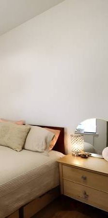 CLEAN-BRIGHT-1 BDRM-1 BATH, ONSITE-LAUNDRY|QUIET-LOCATION - Photo 1