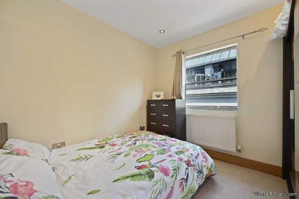 2 bedroom property to rent in London - Photo 1