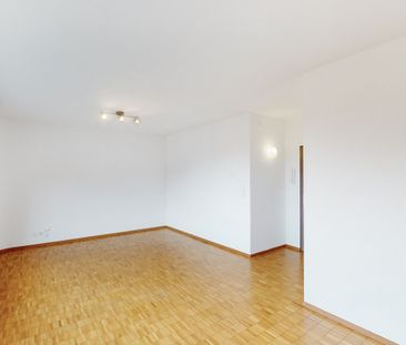 Spazioso e luminoso 1.5 locali immerso nel verde - Photo 1