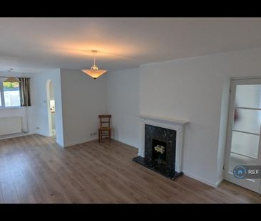 2 bedroom bungalow to rent - Photo 2