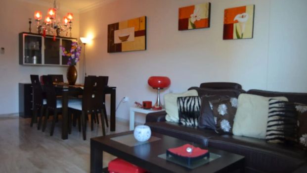 Piso de alquiler en Calle del Jalón, Martín Carpena - Torre del Río - Foto 1