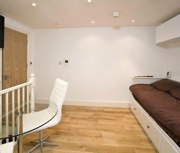 Studio to rent - Photo 2