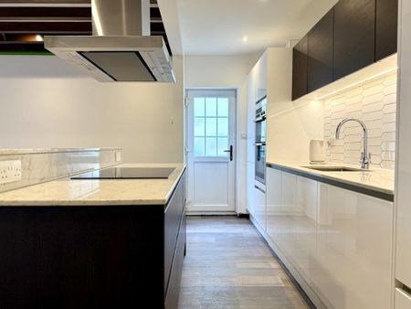 1 bedroom semi-detached house to rent - Photo 2