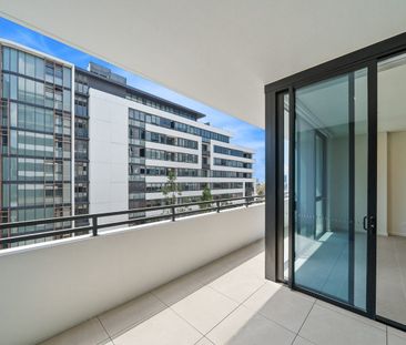 North-east aspect spacious two bedroom apartment - ONE WEEK RENT FREE. - Photo 2