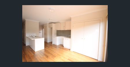 Low Maintenance Home! - Photo 4