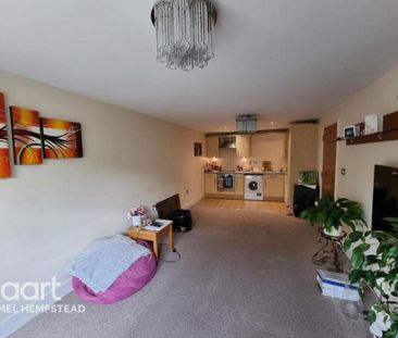2 bedroom apartment to rent - Photo 2