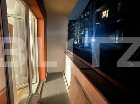 Garsoniera, decomandata, 42 mp, balcon, zona strazii Eroilor - Fotografie 5